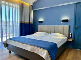 Гостевой дом Купринн Балаклава Вилла «В стиле Loft у бассейна»-9