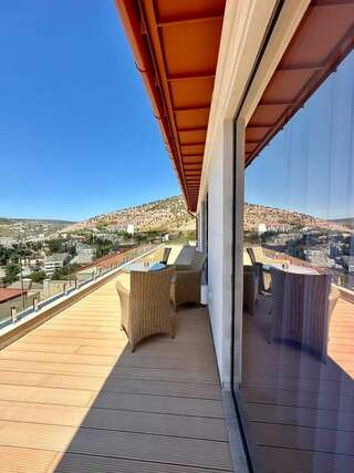 Гостевой дом Купринн Балаклава Вилла «В стиле Loft у бассейна»-3